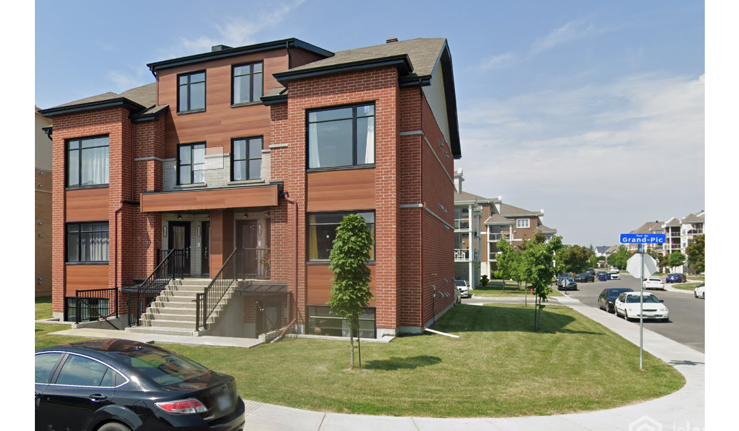 1100 rue du Grand Pic, 4 1/2, demi sous-sol, stat. ext., A/C, rangement intérieur